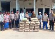 Peringati Hari Bhayangkara Ke-79 Polsek Tambelang Laksanakan Bakti Religi Peduli Tempat Ibadah