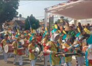 SDN Bobojong Kecamatan Mande Tampilkan Marching Band Pada Acara Karnaval Hut RI Ke 80
