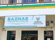 Baznas Bersama Dinas Tata Ruang dan Pemukiman Salurkan Bantuan Renovasi Dua Rumah Warga Desa Sabandar