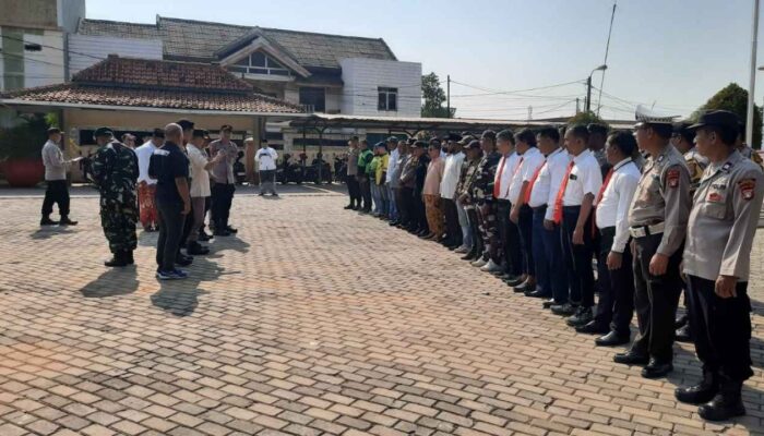 Kapolsek Cikarang Utara Pimpin Langsung Apel Gabungan Bersama Potensi Masyarakat
