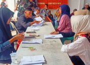 Bantuan Langsung Tunai Sementara Kesra 2025 Cair, Warga Cianjur Padati Kantor Pos