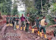 Tancap Gas, Satgas TMMD Terus Kebut Progres Pengerasan Jalan
