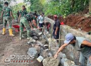Meski Berpuasa, Satgas TMMD ke-127 Kodim 0617/Majalengka Tetap Kebut Pembangunan Saluran Irigasi