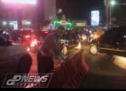 Penutupan Sementara di Perempatan Lampu Merah SGC oleh Satlantas Polres Metro Bekasi dan Dishub