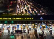 Arus Balik Lebaran 2026 di Gerbang Tol Cikatama Ramai Lancar, Contraflow Diberlakukan