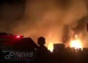 Belasan Kios Barang Bekas di Jalan Soekarno-Hatta Bandung Terbakar Dini Hari
