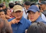 Presiden Prabowo Subianto Blusukan ke Pemukiman Bantaran Rel Senen, Janji Bangun Hunian Layak