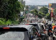Arus Lalu Lintas Puncak Bogor Padat, One Way Diberlakukan Sejak Pagi