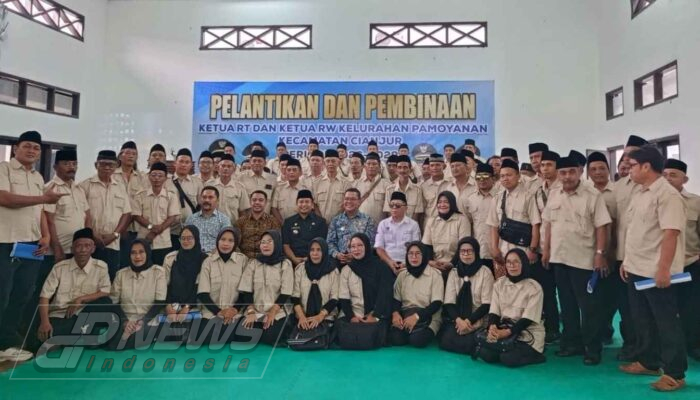 Pelantikan RT/RW Baru di kelurahan Pamoyanan, Cianjur: Harapan Baru untuk Pelayanan Masyarakat