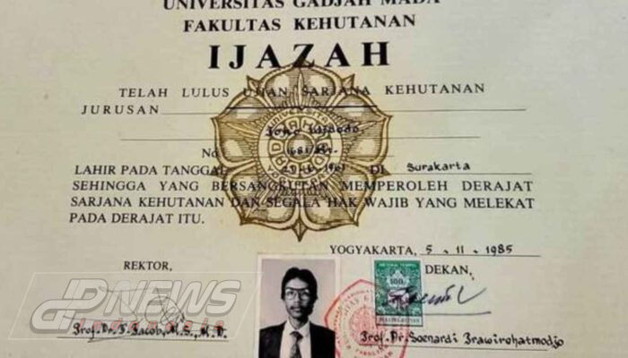 Aiman Witjaksono Beri Keterangan ke Polda Metro Jaya Tudingan Ijazah Palsu Jokowi