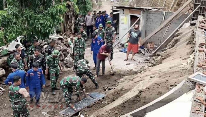 TNI Kodam XIII/Merdeka Kerahkan Pasukan Tangani Dampak Gempa Magnitudo 7,6 di Sulawesi Utara