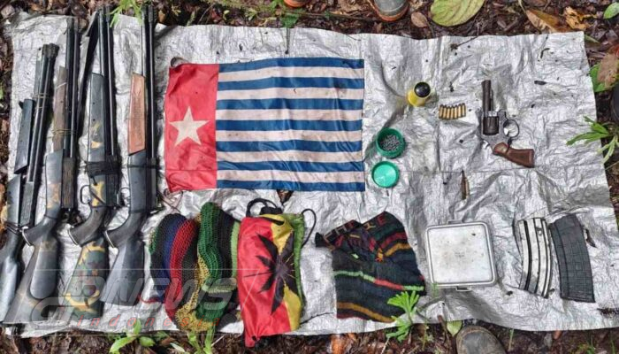 Tiga Hari Penyisiran di Nduga, Satgas Yonif 300/Brajawijaya Sita Senjata dan Peralatan Kelompok Bersenjata
