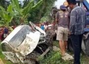 Tragis, Mobil Rombongan Pengantar Calon Haji Tertabrak KA Argo Bromo Anggrek di Grobogan, 4 Orang Tewas