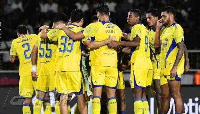 Persib Bandung Raih Kemenangan Dramatis 2-1 atas PSM Makassar