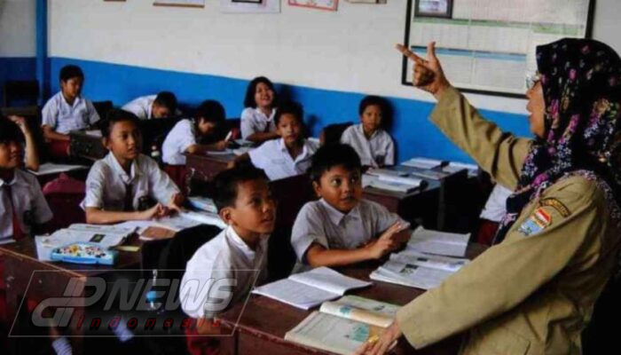 Guru Honorer Semarang Diizinkan Mengajar hingga Akhir 2026