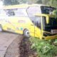 Kecelakaan Tunggal di Cikalongkulon: Bus Terperosok ke Parit, Arus Lalin Sempat Terganggu