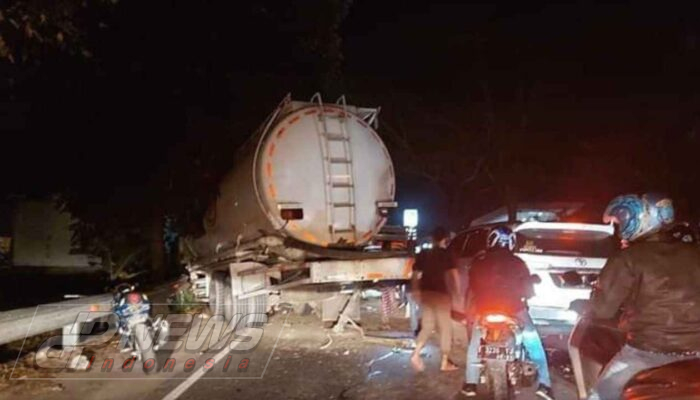 Kecelakaan Maut di Jalan Raya Sukabumi-Cianjur: Tabrakan Beruntun, Sopir Truk Tangki Air Tewas di TKP