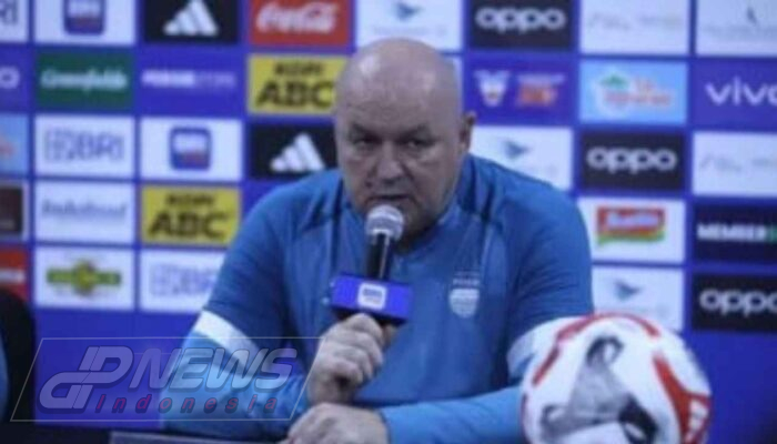 Bojan Hodak Resmi Tinggalkan Kursi Pelatih Persib Bandung