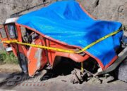 Sopir dan Satu Turis Tewas Akibat Jeep Wisata Gunung Bromo Terguling di Tebing
