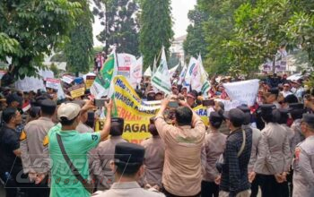 Demo Ricuh di Kantor ATR/BPN Kabupaten Bogor, Petani dan Mahasiswa Tuntut Penolakan Klaim Lahan PT BSS