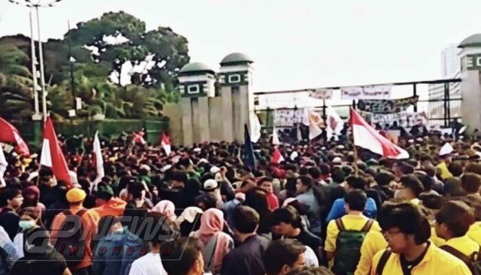 Gelombang Demonstrasi Mahasiswa di Jakarta Berlanjut, DPR Siap Bertemu Perwakilan Aksi