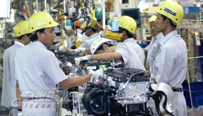 Badai PHK Mengancam 6.500 Pekerja di Mojokerto dan Bandung