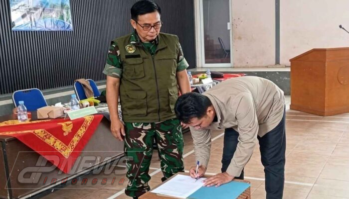 Sektor 6 Citarum Harum Gencarkan Edukasi Lingkungan di Desa Gunungsari Ciranjang, Ratusan Warga Terima Sembako