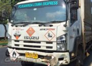 Truk Rem Blong Tabrak Antrean Motor di Lampu Merah Unisma Bekasi, Satu Pengemudi Ojol Tewas