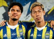Persib Bandung Resmi Perkenalkan Ragnar Oratmangoen dan Gakuto Notsuda sebagai Rekrutan Baru