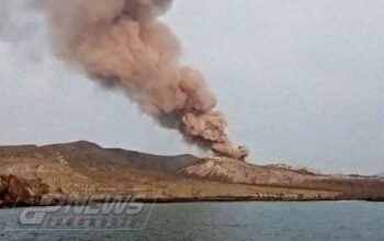 Gunung Anak Krakatau Naik ke Status Siaga Level 3, Tekanan Magma Meningkat