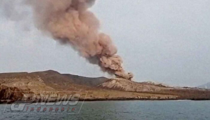 Gunung Anak Krakatau Naik ke Status Siaga Level 3, Tekanan Magma Meningkat
