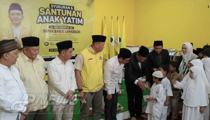 HUT Ke-50 Bahlil Lahadalia, DPD Golkar Cianjur Tebar Kepedulian Lewat Santunan Anak Yatim