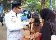 Di Hari Kemerdekaan, Cucu Tetap Berjuang Jualan Gorengan Demi Keluarga