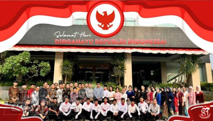 Grand Zuri Jababeka Semarakkan HUT RI ke-81 dengan Upacara dan Beragam Lomba Kebersamaan