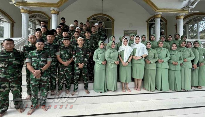 HUT ke-66 Yonif 300/Brajawijaya, Prajurit dan Persit Ziarah ke Makam Eyang Dalem Cikundul